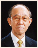 相間 逸雄